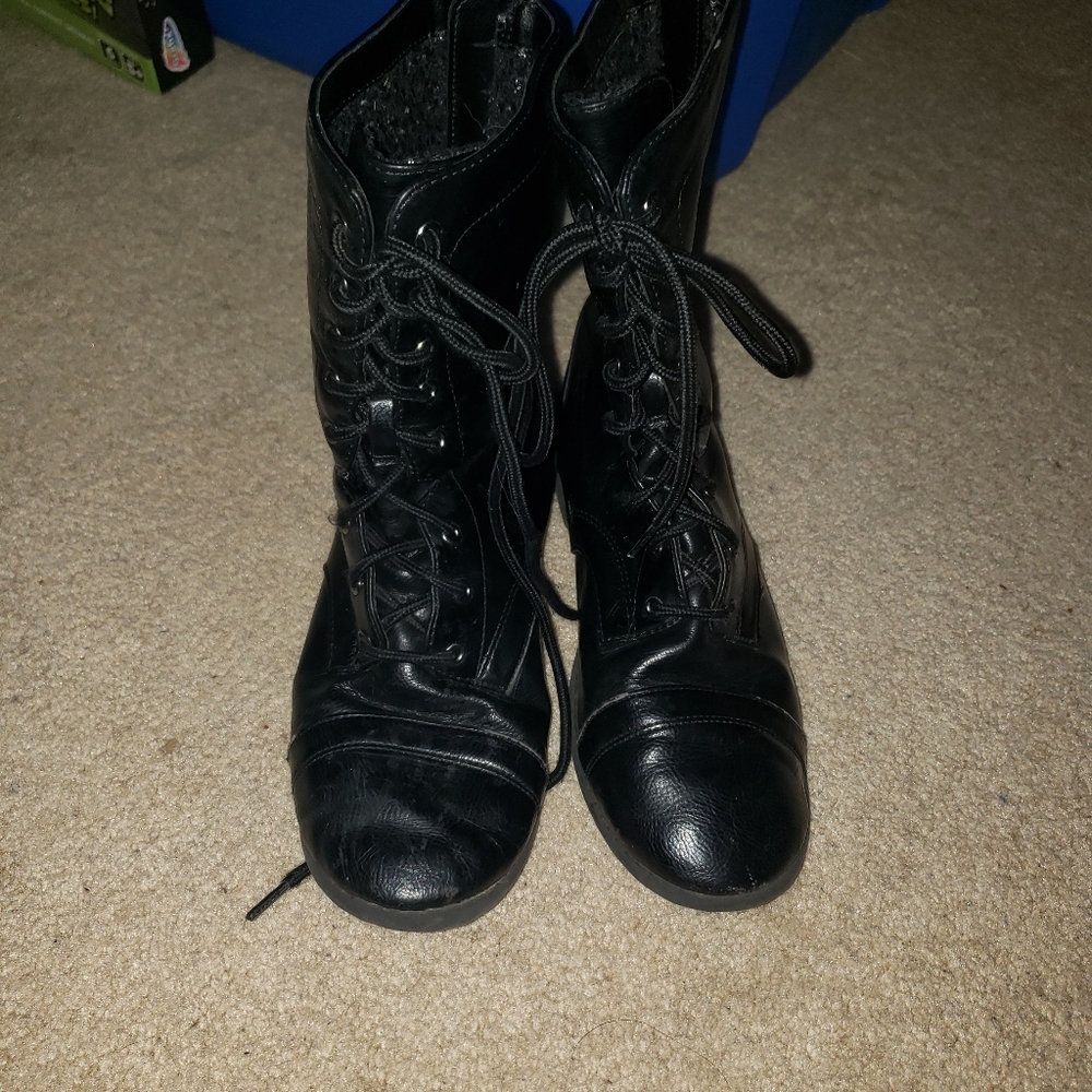 Girls combat style boots
